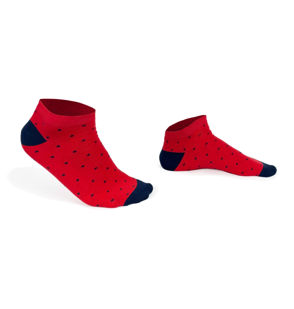Combed cotton bobby socks with dots with plane stitches, made by our knitting expert