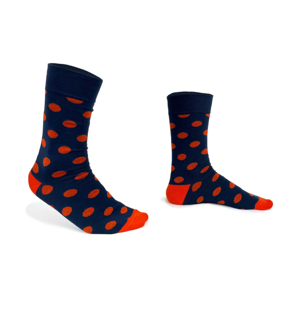 chaussettes-fantaisie-hommes-femmes-en-coton-bleu-marine-à-motif-gros-oranges-remaillées-à-la-main