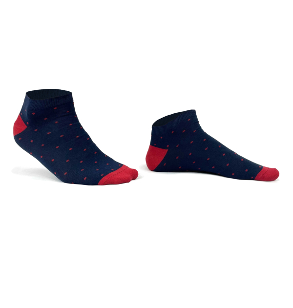 Combed cotton bobby socks with dots with plane stitches, made by our knitting expert