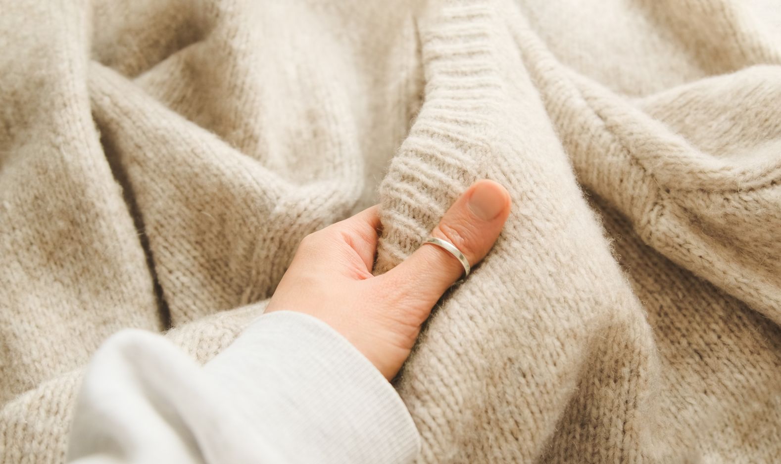 Pull, écharpes, vestes en laine de mouton : Les secrets de la fabrication